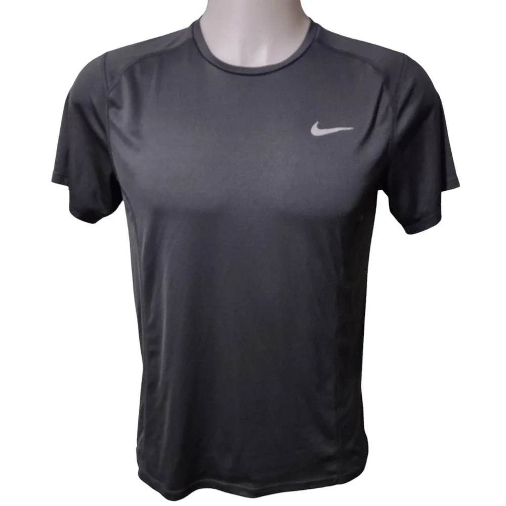 Nike Dri-Fit Shirt Men's Size Medium Logo‎ Nike Running Safety Reflective Strip